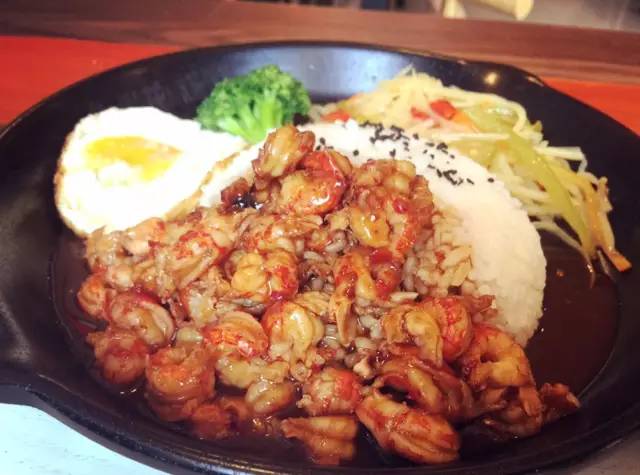 有“琪”你就来免单|郑文琪小龙虾盖浇饭强势来袭，召唤“琪”人