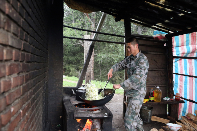 探访边防战士,探访边疆哨所