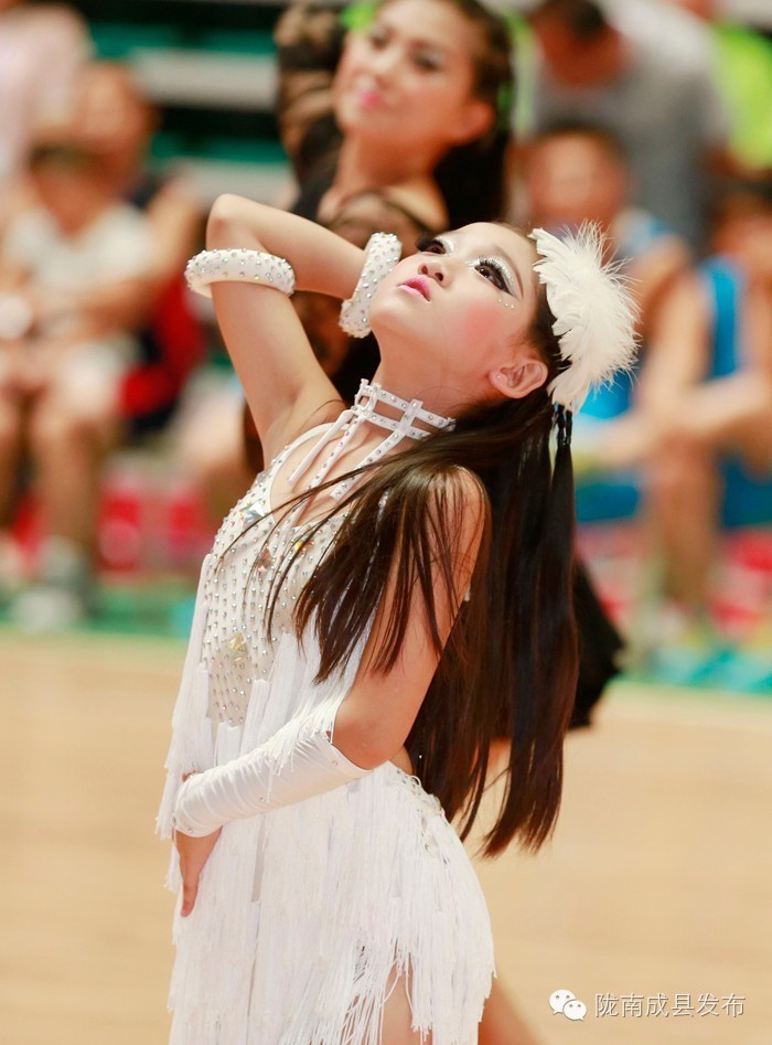 2023企业杯回郭镇篮球比赛,振兴杯篮球赛开幕信息简报