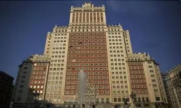 买下足球队,买下足球俱乐部