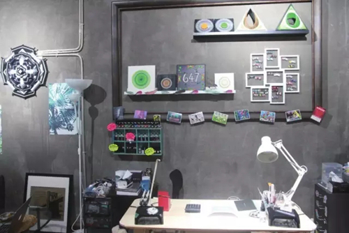 重庆个性潮店其实很多 分分钟秒杀网购代购