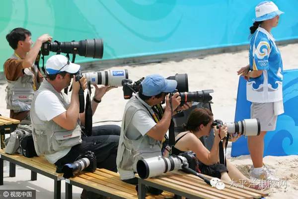 里约奥运会装扮过程,历届奥运会摄影师制服