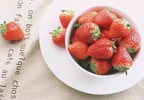 保护眼睛的重要性幼儿视频,保护眼睛的重要性的英语