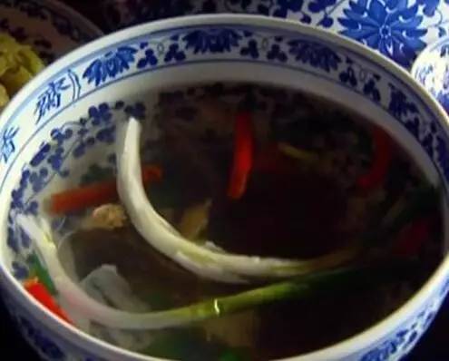 云南各种稀奇古怪文化菜名,云南稀奇古怪的菜名大全