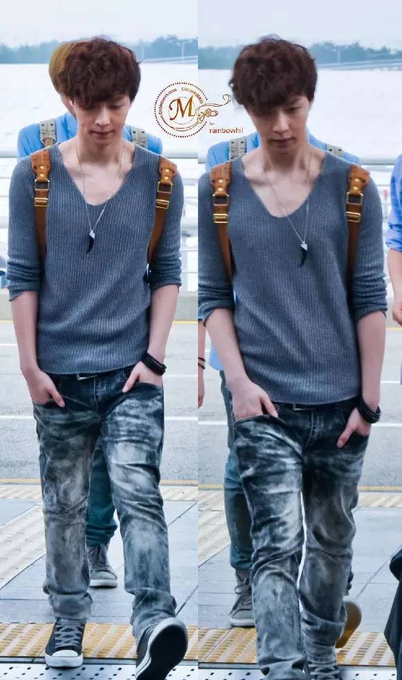 exo行走的atm,exo正规画报