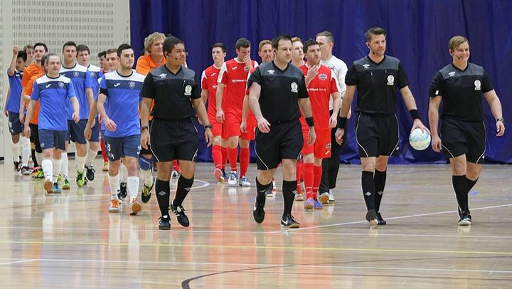 五人制无球跑位技巧,五人制大点球怎么踢