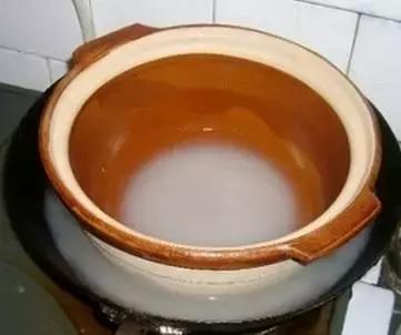 厨房里的重金属用什么去除,砂锅用之前怎么去重金属