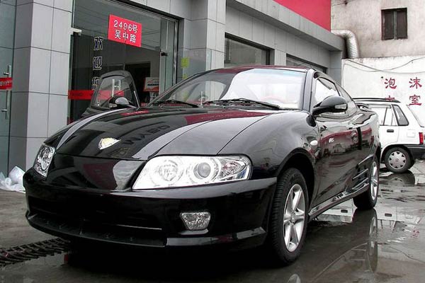 除了豪车还是豪车,除了豪车bba女生还喜欢啥车