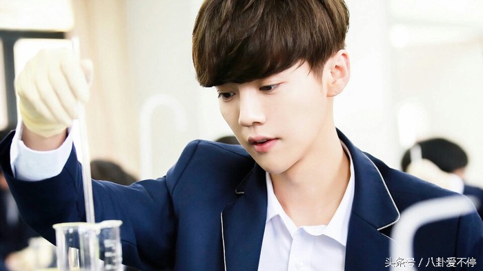 鹿晗和c罗视频,鹿晗被c罗征服