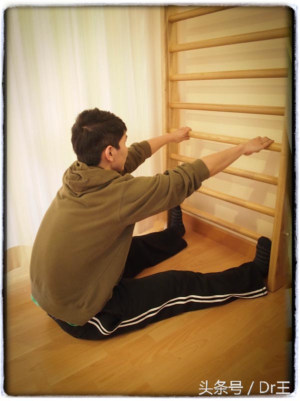 治疗脊柱侧弯去什么医院,脊柱侧弯案例文章分享