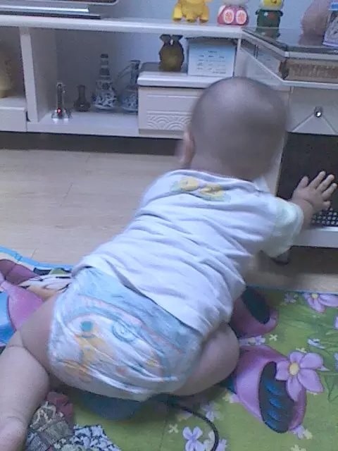 婴儿抚触的关注事项,婴儿刚出生关注事项