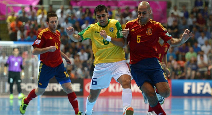 五人制无球跑位技巧,五人制大点球怎么踢