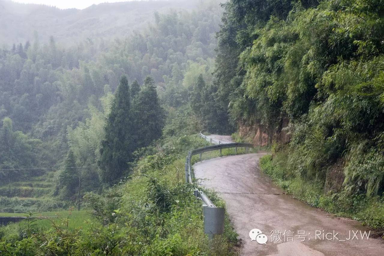 离广州最近的有草地湖泊的地方,离广州最近的山顶草原