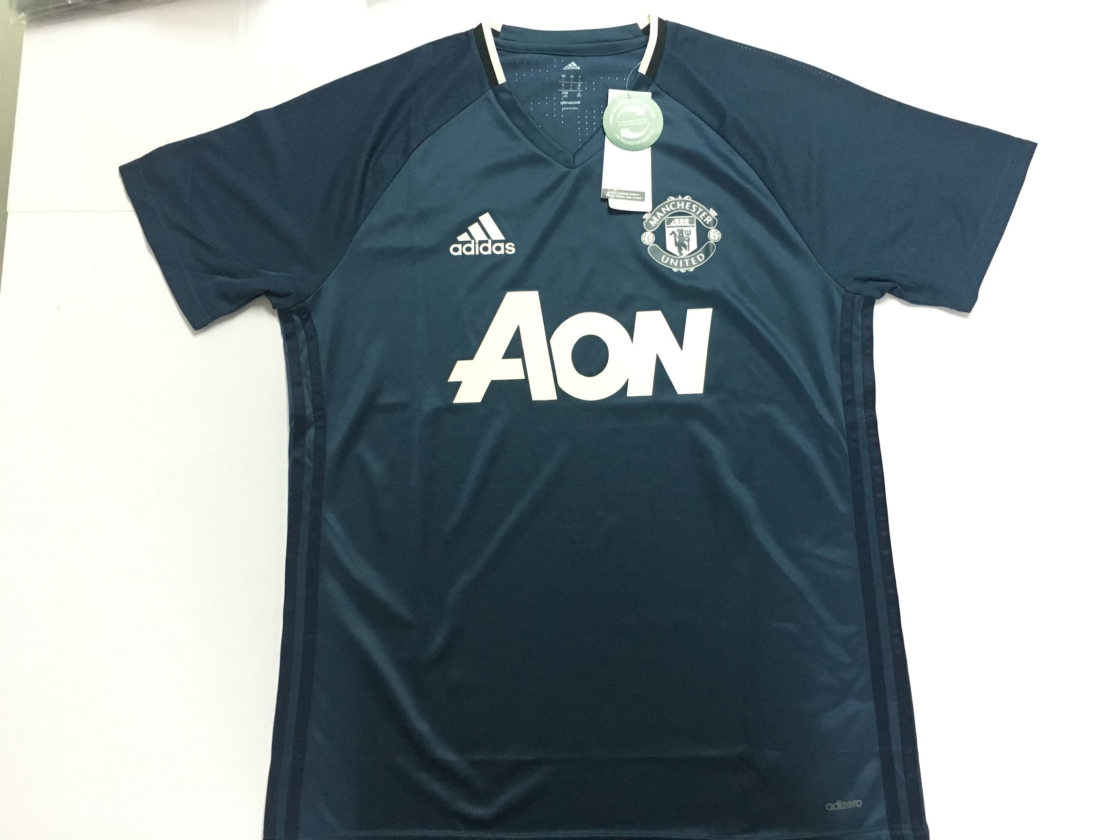 adizero路跑赛,adizero顶尖跑鞋