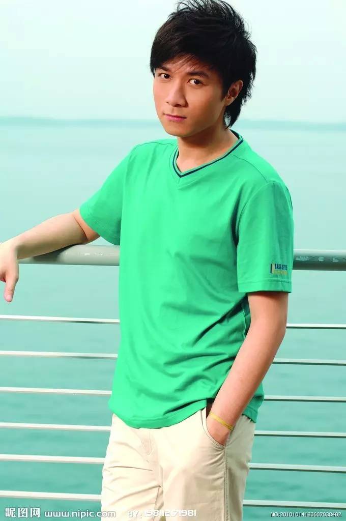 古巨基四十八岁生日 (古巨基49岁生日疯狂晒娃)