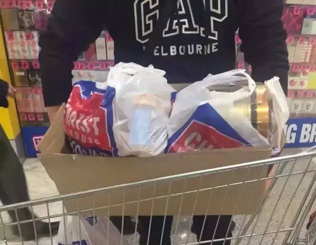 是什么让40000华人把澳洲药房搬空？甚至连仓库也不放过！