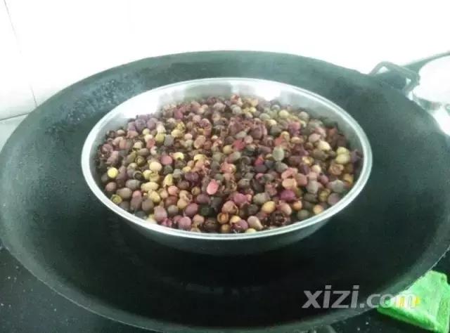 泡稔子酒的全过程,又到三华李熟时