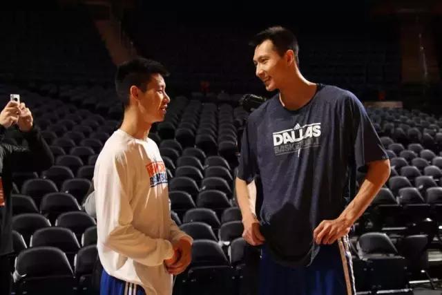 科比离开励志视频,科比与易建联最后一场比赛