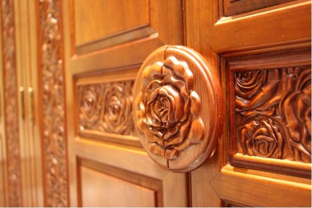 9号馆名家居世博园红木家具馆人气备受追捧