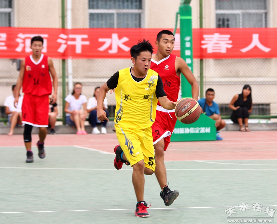 甘肃省第三届中学生运动会8月9日比赛掠影,组图