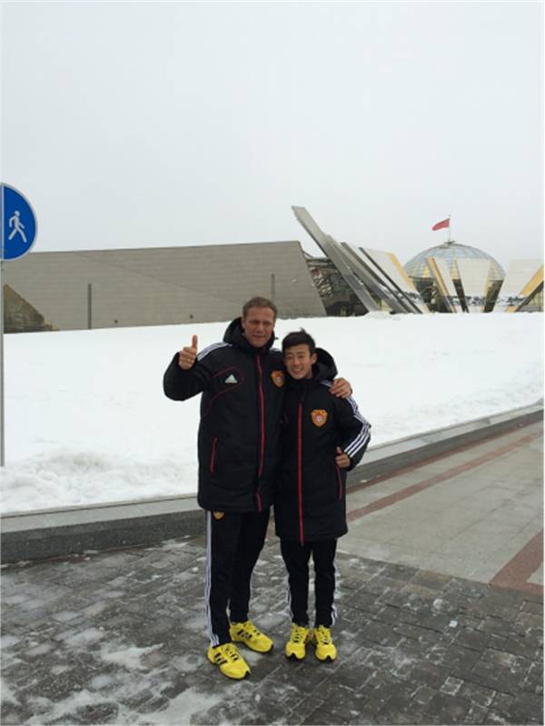 骄傲中超唯一00后是咱咸阳娃，来看张ok的少年足球生涯