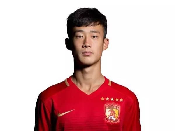 骄傲中超唯一00后是咱咸阳娃，来看张ok的少年足球生涯