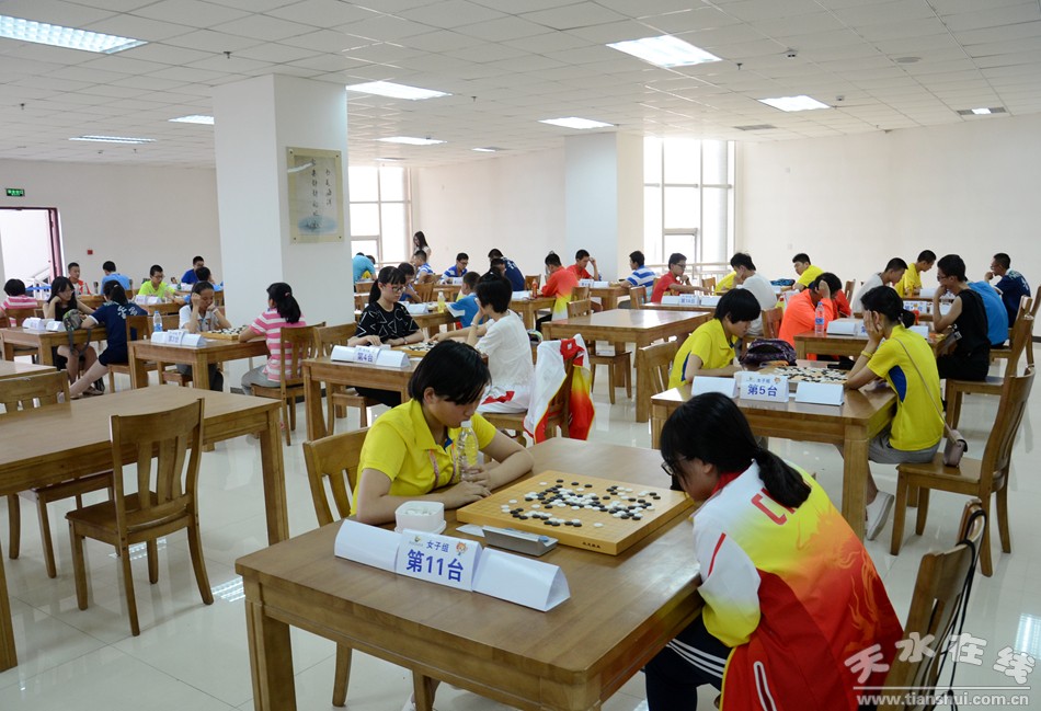 甘肃省第三届中学生运动会8月9日比赛掠影,组图