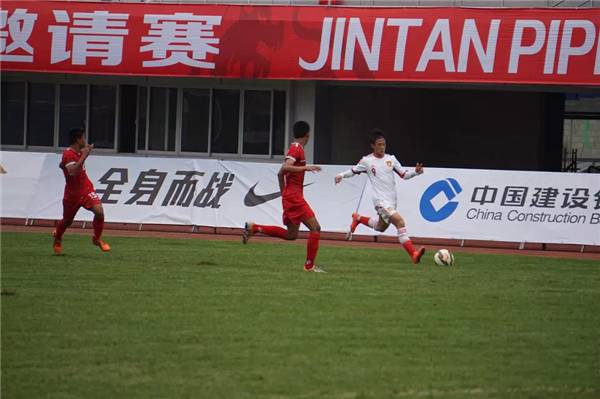 骄傲中超唯一00后是咱咸阳娃，来看张ok的少年足球生涯