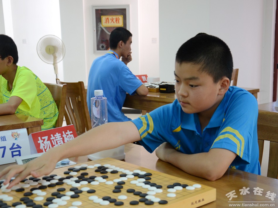 甘肃省第三届中学生运动会8月9日比赛掠影,组图
