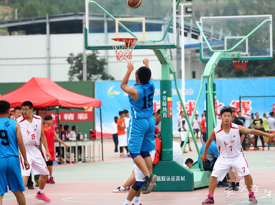 甘肃省第三届中学生运动会8月9日比赛掠影,组图