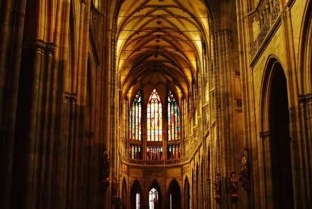 成都直飞布拉格途径地点,成都布拉格直飞