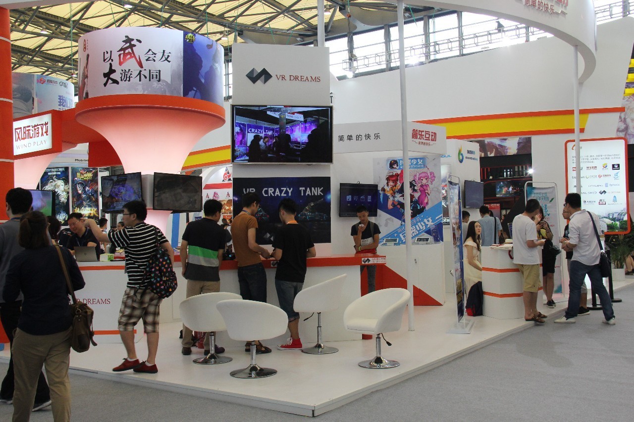 cj展会,展会现场vr游戏