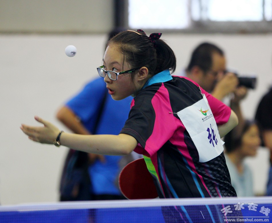 甘肃省第三届中学生运动会8月9日比赛掠影,组图