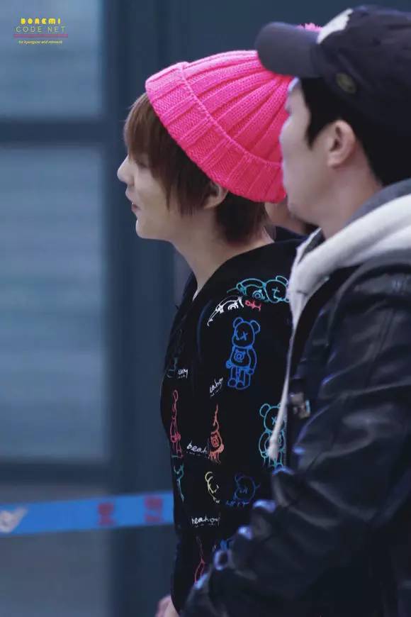 exo行走的atm,exo正规画报