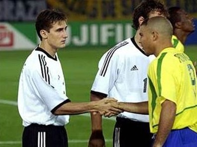 德意志传奇克洛泽,绝对巨星克洛泽解说词