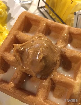 香港新发现：一边剪发一边喝咖啡