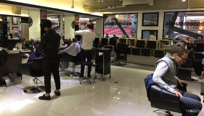 香港新发现：一边剪发一边喝咖啡