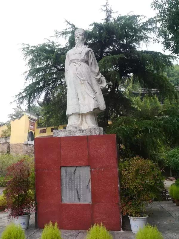 一名游客眼中的“文”“武”赤壁，你更喜欢哪一个？