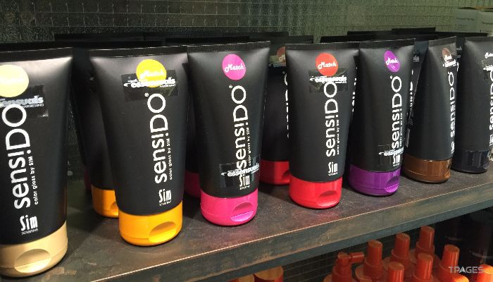 香港新发现：一边剪发一边喝咖啡