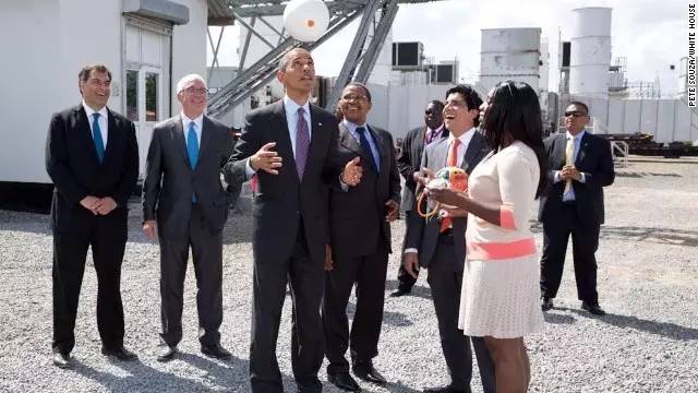 让数百万非洲贫困家庭用上了电，竟然仅靠一个大学生造的足球