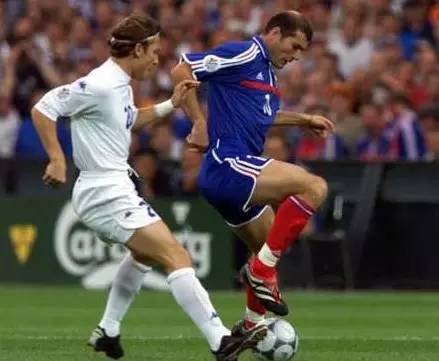 这个足坛星光熠熠，但狼王只有一个！