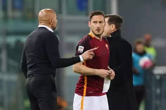 这个足坛星光熠熠，但狼王只有一个！