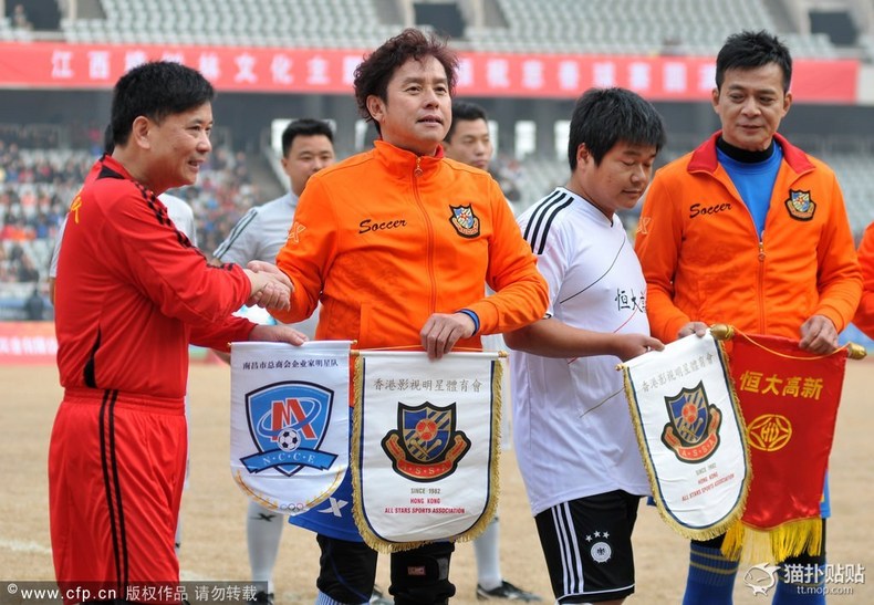 明星“球员”:唐僧变肥罗，谭咏麟踢断两根韧带