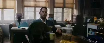 我丝毫不怀疑，这位导演曾来过云南尝过“毒蘑菇”