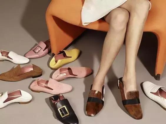 盘点火遍时尚圈的时髦单品,2016最难穿的单品