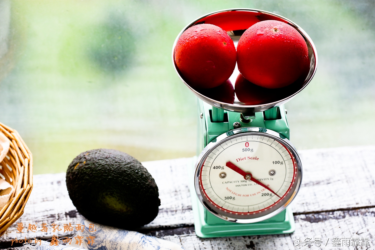 牛油果怎么挑选才是正确的,怎么挑选牛油果最好吃