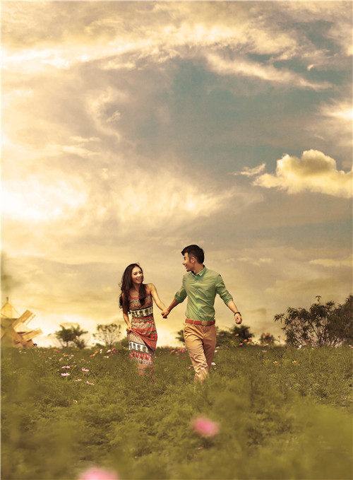 新娘拍婚纱照穿衣风格,拍婚纱照婚纱裙摆怎么摆放好看