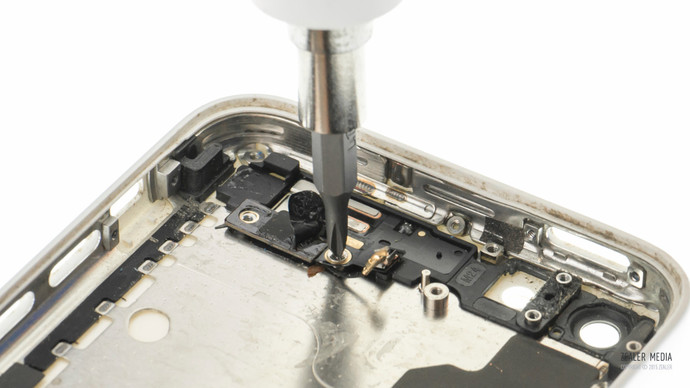 拆修iphone手机,苹果5c换后壳