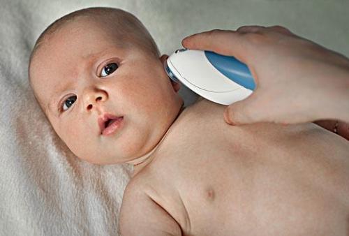 6个月宝宝发烧妈妈可以吃药么,6个月婴儿发烧需要一直守着么