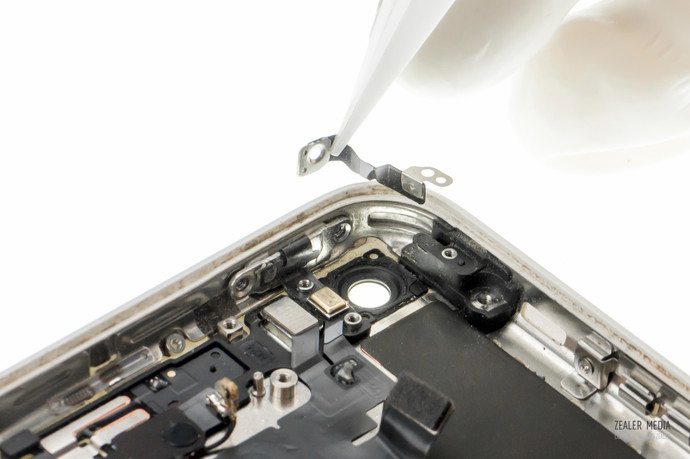 拆修iphone手机,苹果5c换后壳